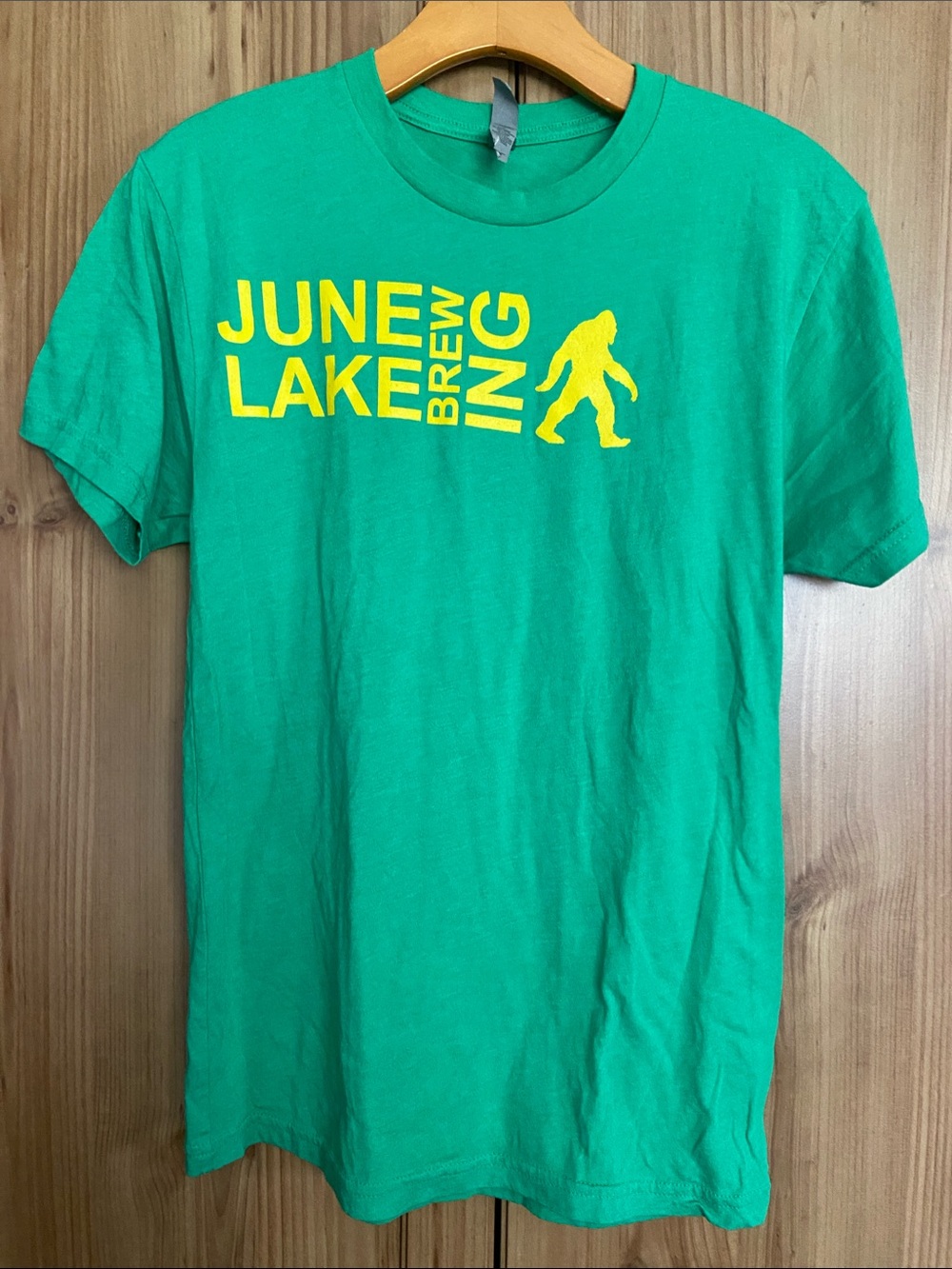 June Lake Brewing Green Yellow Logo Tee Shirt Bigfoot Sasquatch S Good Condition